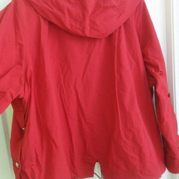 NWT Tommy Hilfiger Oversized Windbreaker / Rain Jacket, Size M - Picture 3 of 14